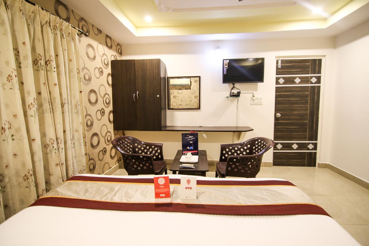 Oyo 9207 Chakri Guest House Visakhapatnam Exterior photo
